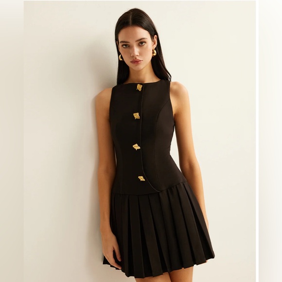 Commense Dresses & Skirts - NWT Commense Metal Button Pleated Tank Dress